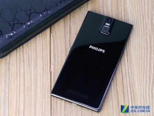 OPPO R7 Plus首發(fā) 最值得關(guān)注的8款手機(jī)