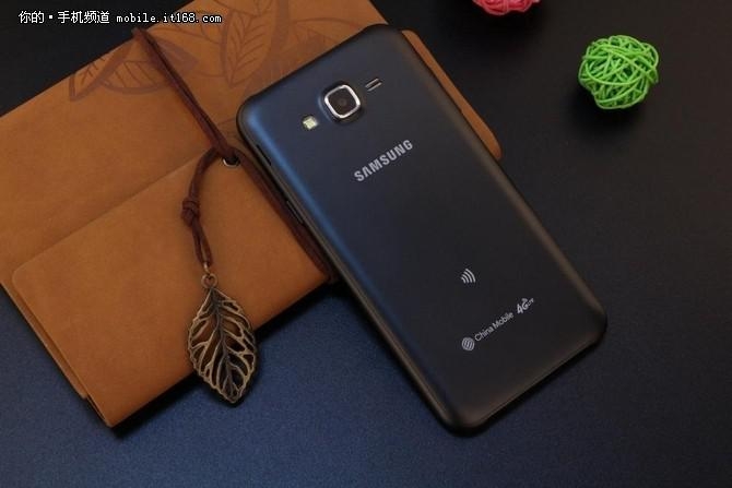 購機(jī)送好禮 三星Galaxy J5J7火熱促銷