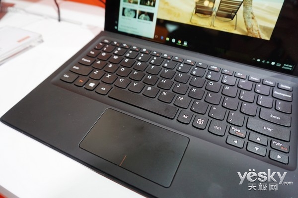 殺向二合一領(lǐng)域 聯(lián)想Ideapad Miix 700速評