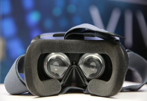 HTC Vive今天開啟預(yù)售6888元起 真的貴嗎？
