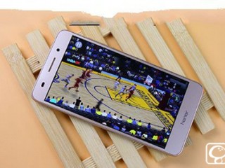 榮耀暢玩5A能玩大中型游戲嗎？榮耀暢玩5A玩游戲卡嗎？
