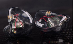 Noble Audio K10和UE 18 Pro定制式入耳耳機(jī)：音頻界的豪華跑車(chē)