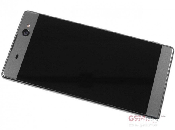 索尼Xperia XA Ultra評(píng)測(cè),大屏窄邊