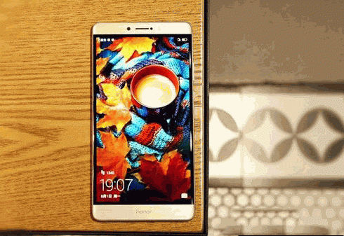 榮耀Note 8怎么裝卡？需要剪卡嗎？