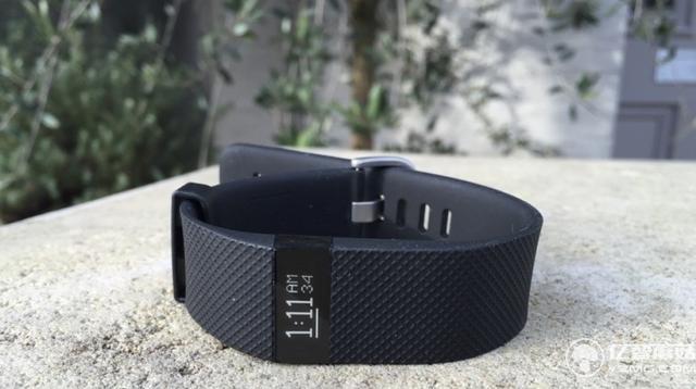 Fitbit Charge 2對(duì)比HR 究竟誰(shuí)值得用戶升級(jí)