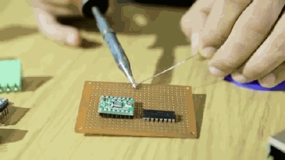 有了這款家用3D打印機(jī) 再也不怕家里小物件壞了
