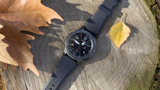 三星Gear S3 frontie更爺們了！但系統(tǒng)真難用