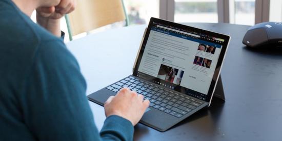 微軟將推廉價版Surface平板電腦，搶iPad市場