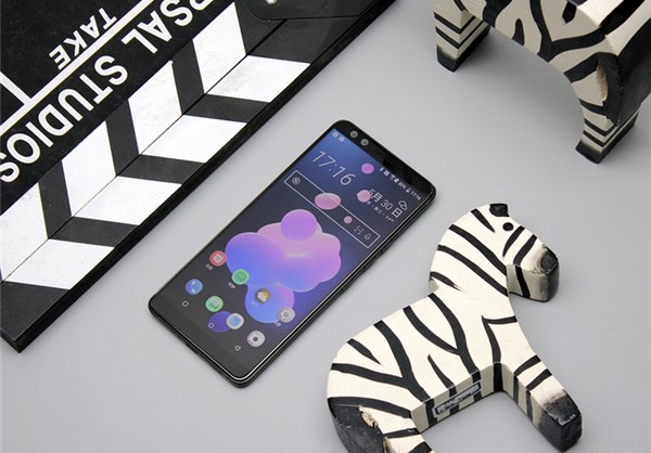 HTC U12+評測：旗艦配置與做工，解鎖新技能還需VR加持