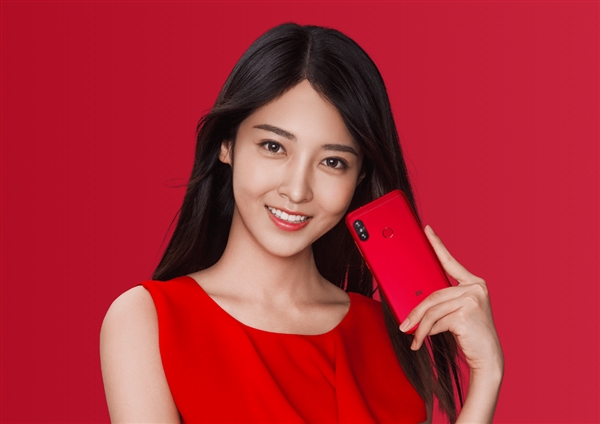 紅米6 Pro正式發(fā)布：小劉海＋4000mAh 999元起！