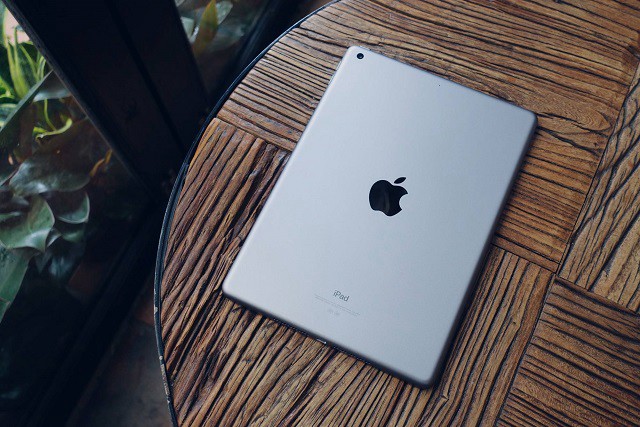 小米平板4和iPad 2018哪個(gè)好？2018新iPad對比小米平板4區(qū)別