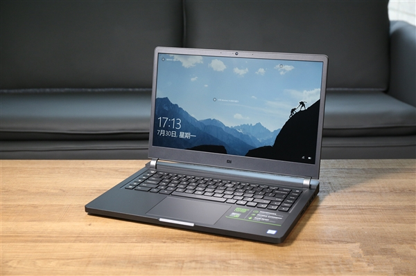 小米游戲本八代增強(qiáng)版開箱圖賞：為電競游戲而生