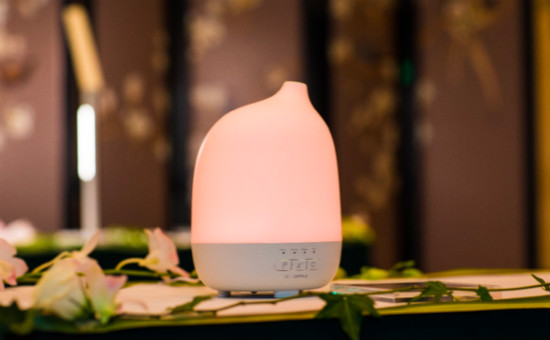 華為發(fā)布三款照明產(chǎn)品  方舟計(jì)劃加速布局智能家居市場(chǎng) 
