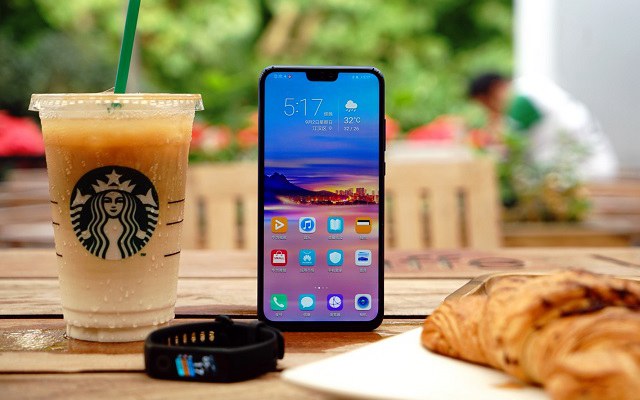 vivo Z1和榮耀8X哪個好？榮耀8X和vivo Z1區(qū)別對比