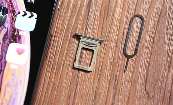 iphone XS max怎么裝卡/插卡？iphone XS max安裝SIM卡教程