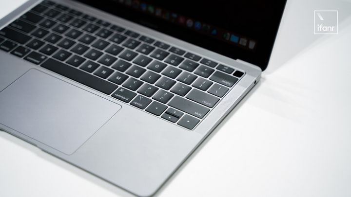 蘋果新MacBook Air評(píng)測，蘋果新MacBook Air好用嗎？
