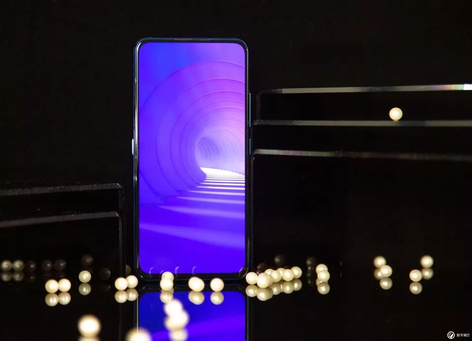 vivo NEX 雙屏版圖賞：既是實力派，也是「雙面派」
