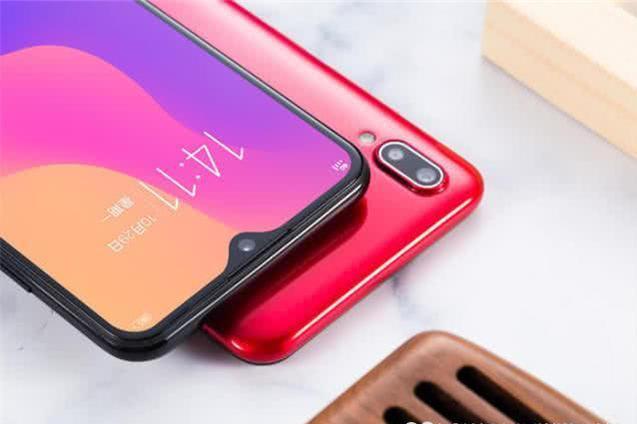Vivo新機Vivo Z5細節(jié)曝光：發(fā)布或成千元機之王，性價比爆棚！