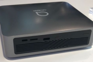 TCL推出阿爾卡特5G移動熱點(diǎn)小盒子 采用USB-C接口，內(nèi)置電池