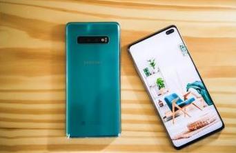 三星Galaxy S10系列動態(tài)AMOLED屏幕“領(lǐng)先技術(shù)，頂級體驗”