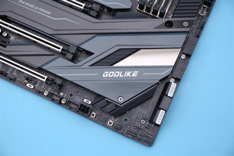 來自4600MHz C19的感動！微星MEG Z490 GODLIKE主板評測